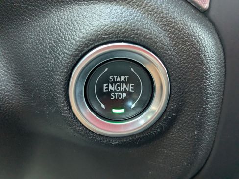 Used 2021 GMC Sierra 1500 SLE w/ X31 Off-Road Package AWD/4WD image 22