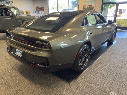 New 2026 Dodge Charger R/T w/ Driver Convenience Group AWD/4WD image 18