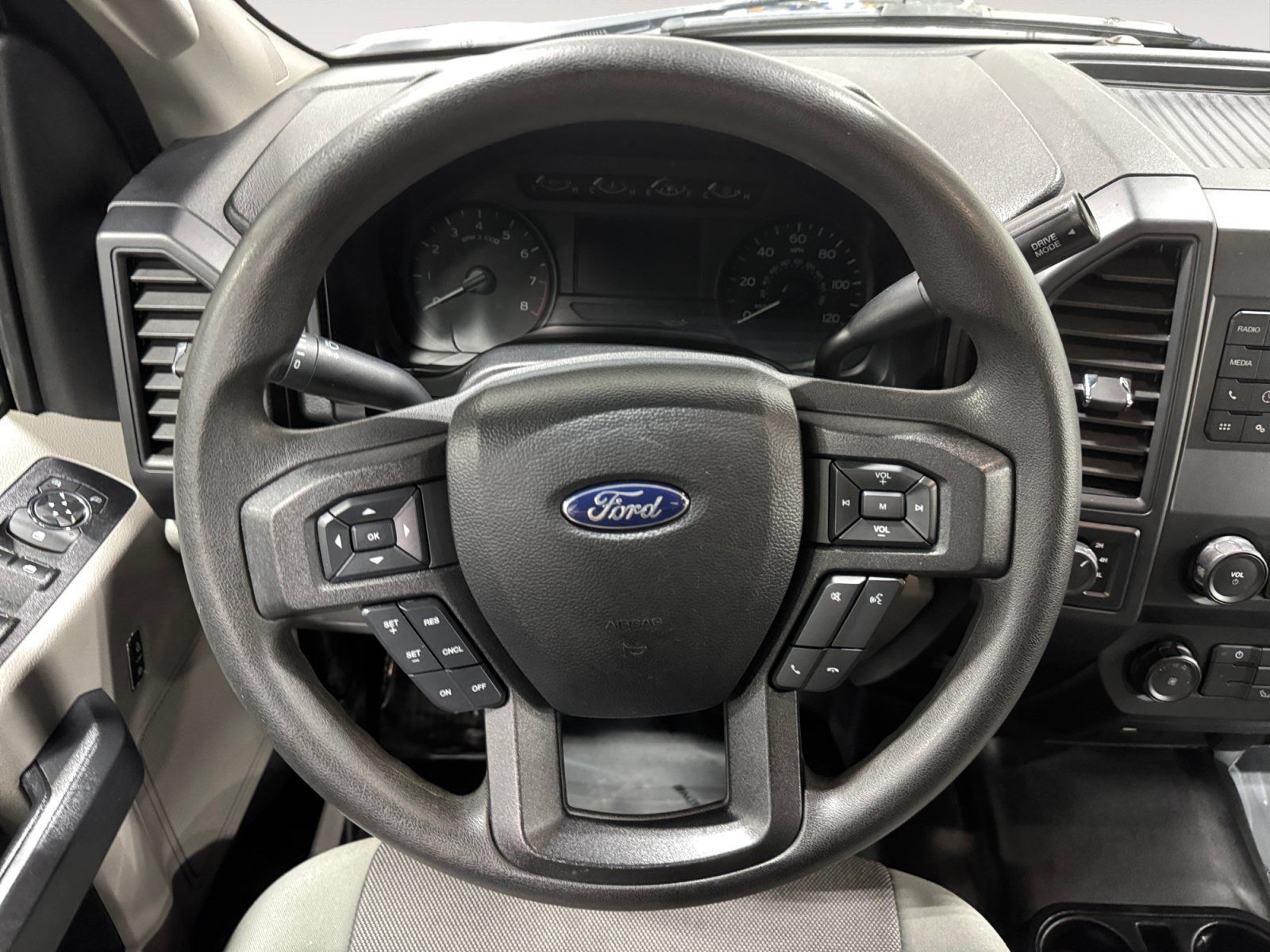 Used 2019 Ford F150 XL w/ Equipment Group 101A Mid AWD/4WD image 12
