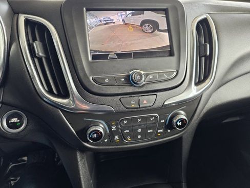 Used 2024 Chevrolet Equinox LT FWD image 21