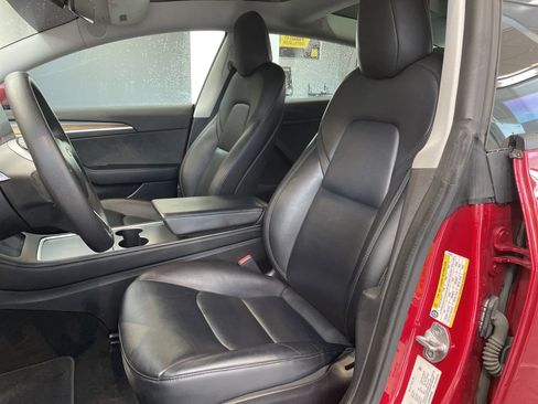 Used 2022 Tesla Model 3 Long Range image 17