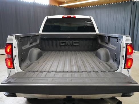Used 2018 GMC Sierra 2500 SLT w/ Duramax Plus Package AWD/4WD image 40