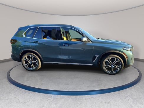 New 2026 BMW X5 xDrive40i AWD/4WD image 4