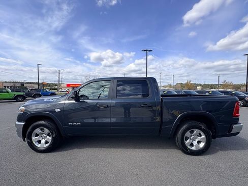 New 2026 RAM 1500 4x4 Crew Cab image 9