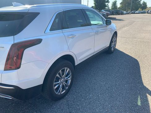 Used 2023 Cadillac XT5 Premium Luxury AWD/4WD image 5