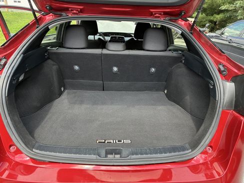 Used 2016 Toyota Prius Two FWD image 15