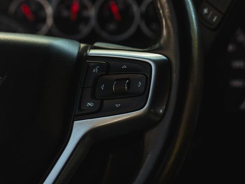 Used 2020 Chevrolet Silverado 1500 LT w/ All-Star Edition image 18