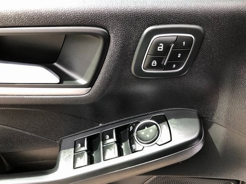 Used 2023 Ford Escape Platinum image 14