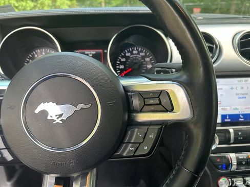 Used 2020 Ford Mustang Premium RWD image 23