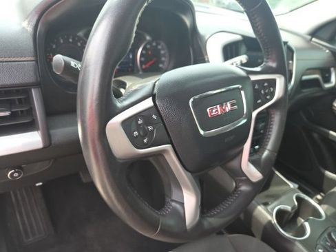 Used 2021 GMC Terrain SLE w/ Driver Convenience Package FWD image 10