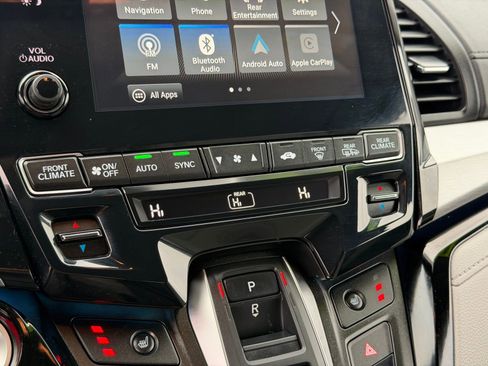 Used 2024 Honda Odyssey Touring image 24