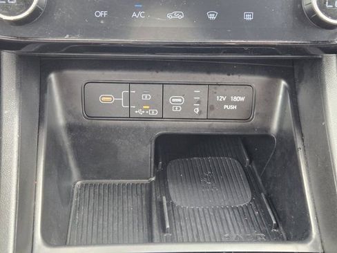Used 2025 Hyundai Tucson SEL FWD image 19