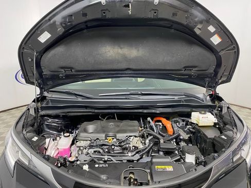 Certified 2021 Toyota Sienna Limited AWD/4WD image 25