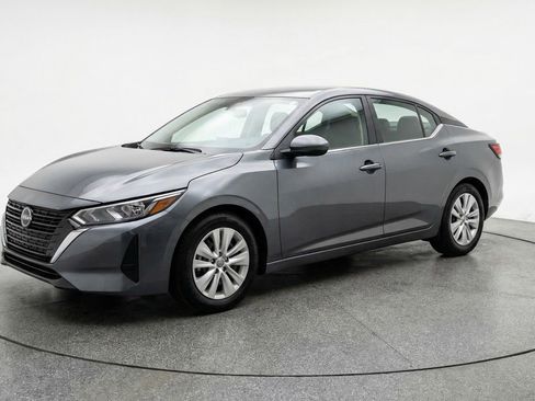 Used 2025 Nissan Sentra S FWD image 3