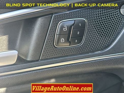 Used 2019 Ford Edge ST w/ Equipment Group 401A AWD/4WD image 11