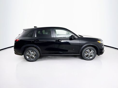 New 2026 Honda HR-V LX image 2