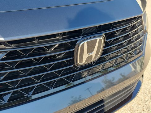 Used 2024 Honda Accord EX-L image 12