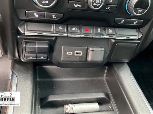 Used 2021 Chevrolet Silverado 1500 RST image 31