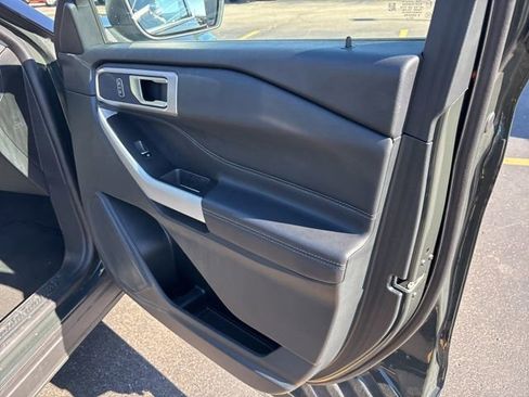 Certified 2023 Ford Explorer XLT w/ Equipment Group 202A AWD/4WD image 16