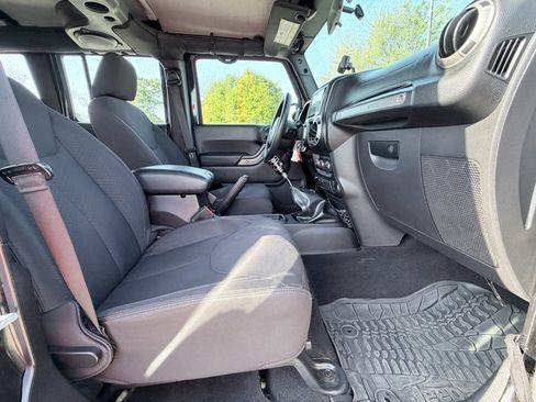 Used 2013 Jeep Wrangler Unlimited Sport w/ Trailer Tow Group image 20