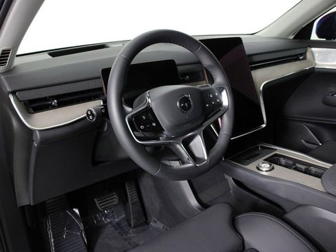 Certified 2025 Volvo EX90 Ultra image 14