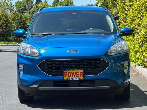 Used 2020 Ford Escape Titanium AWD/4WD image 9
