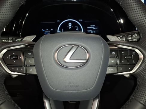 New 2026 Lexus TX 500h AWD image 6
