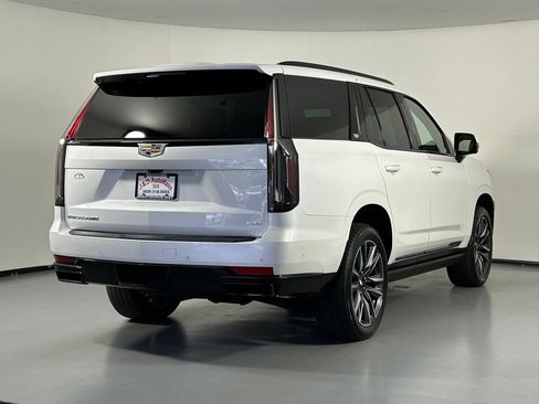 Used 2024 Cadillac Escalade Sport w/ Touring Package AWD/4WD image 7