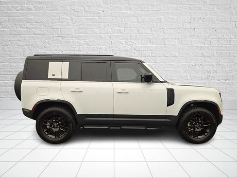 Used 2024 Land Rover Defender 110 S AWD/4WD image 7