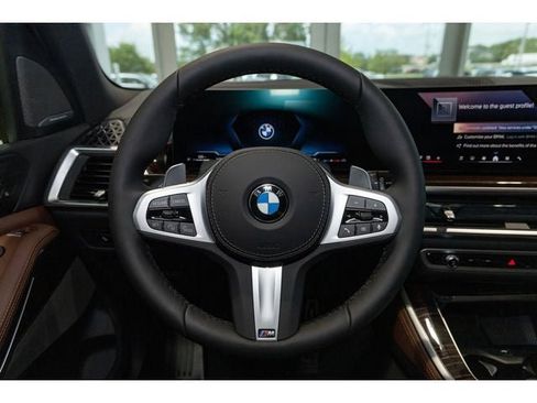 New 2026 BMW X5 xDrive40i w/ M Sport Package AWD/4WD image 34