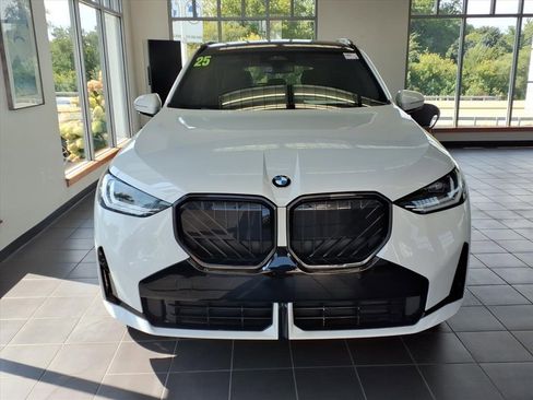 New 2025 BMW X3 xDrive30i w/ Premium Package image 2