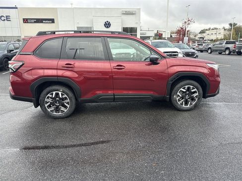 New 2026 Subaru Forester Premium image 4