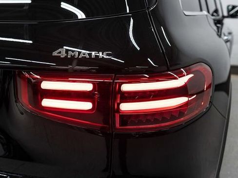 Used 2024 Mercedes-Benz GLB 250 4MATIC w/ Driver Assistance Package image 49