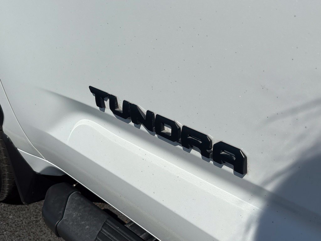 Used 2025 Toyota Tundra Limited AWD/4WD image 37