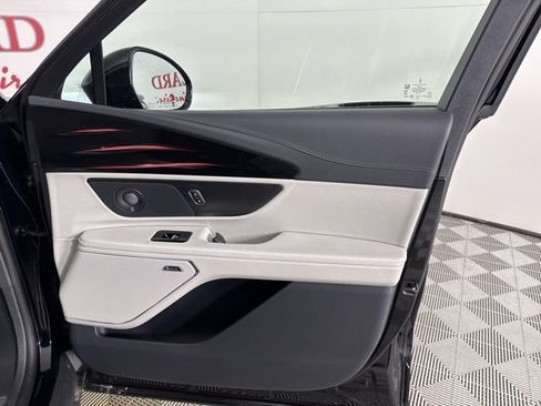 New 2026 Lincoln Nautilus Premier w/ Equipment Group 102A image 22