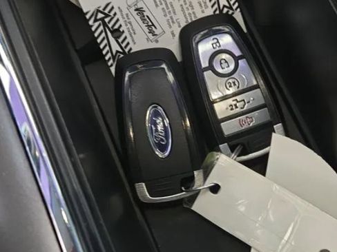 Used 2021 Ford F150 XLT w/ Equipment Group 302A High image 13