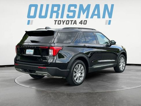 Used 2025 Ford Explorer Active w/ Active Comfort Package AWD/4WD image 7
