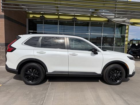 Used 2024 Honda CR-V Sport image 9