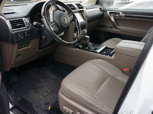 Used 2021 Lexus GX 460 Premium image 5