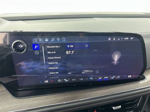 New 2026 Chevrolet Suburban High Country image 12