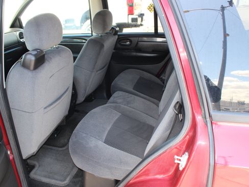 Used 2009 GMC Envoy SLE w/ Sun And Sound Package AWD/4WD image 15
