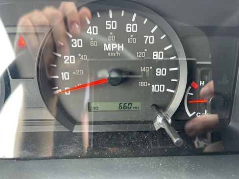 Used 2024 Chevrolet Low Cab Forward image 18