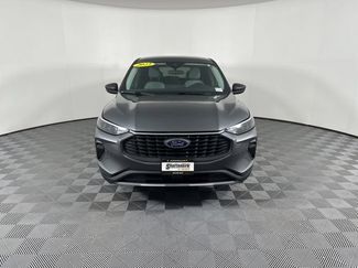 Used 2023 Ford Escape Active w/ Tech Pack #1 AWD/4WD video 2
