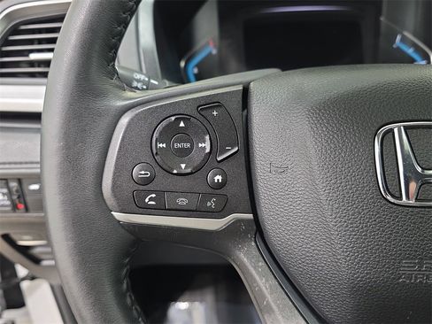 Used 2024 Honda Odyssey EX-L image 17