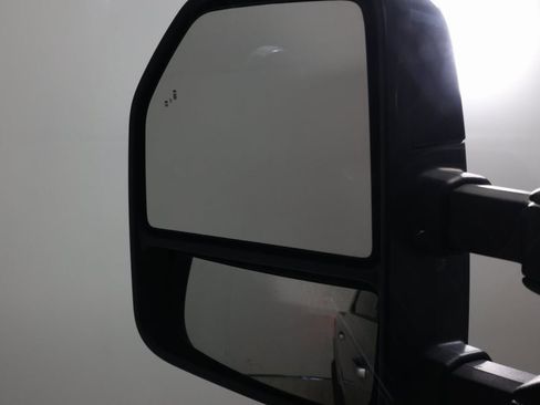 Used 2021 Ford F250 Lariat image 17