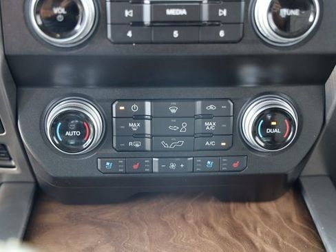 Used 2020 Ford F150 Limited w/ Trailer Tow Package AWD/4WD image 21
