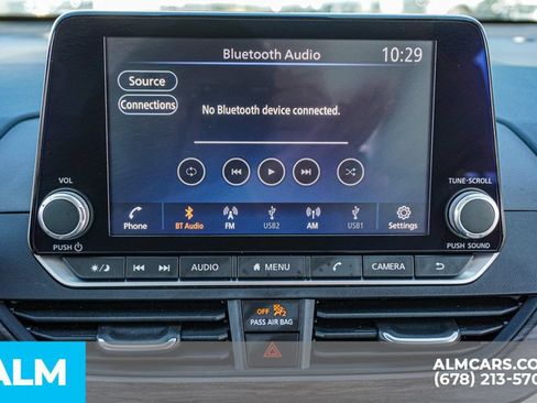 Used 2025 Nissan Altima 2.5 SV FWD image 35