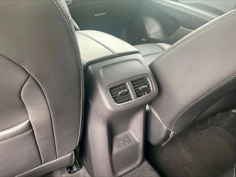 Used 2024 Buick Envision Preferred AWD/4WD image 28