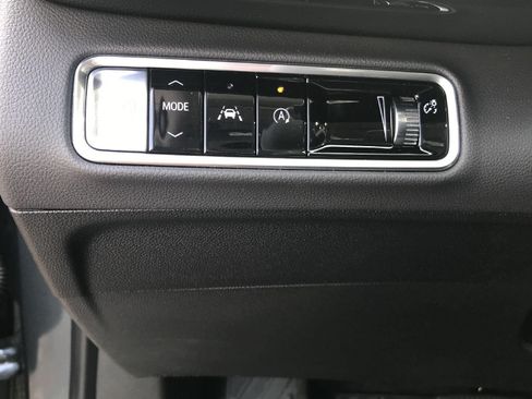 Used 2026 Buick Envision Avenir AWD/4WD image 36