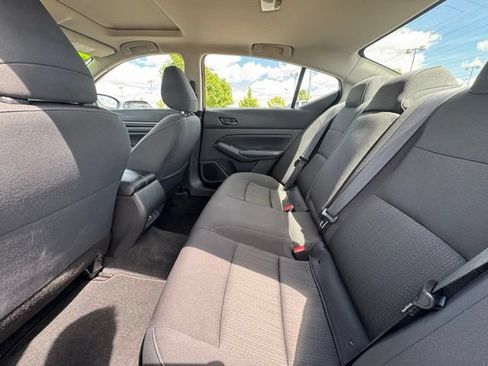 Used 2025 Nissan Altima 2.5 SV w/ SV Special Edition Package AWD/4WD image 29